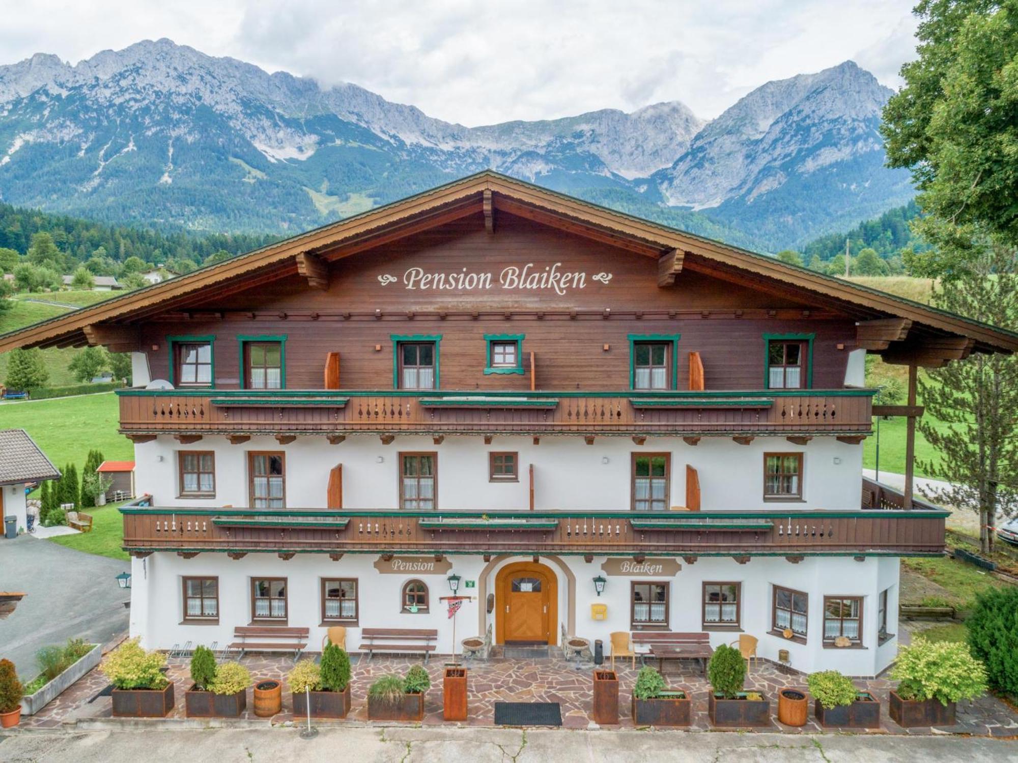 Pension Blaiken Xl Scheffau am Wilden Kaiser Exterior photo